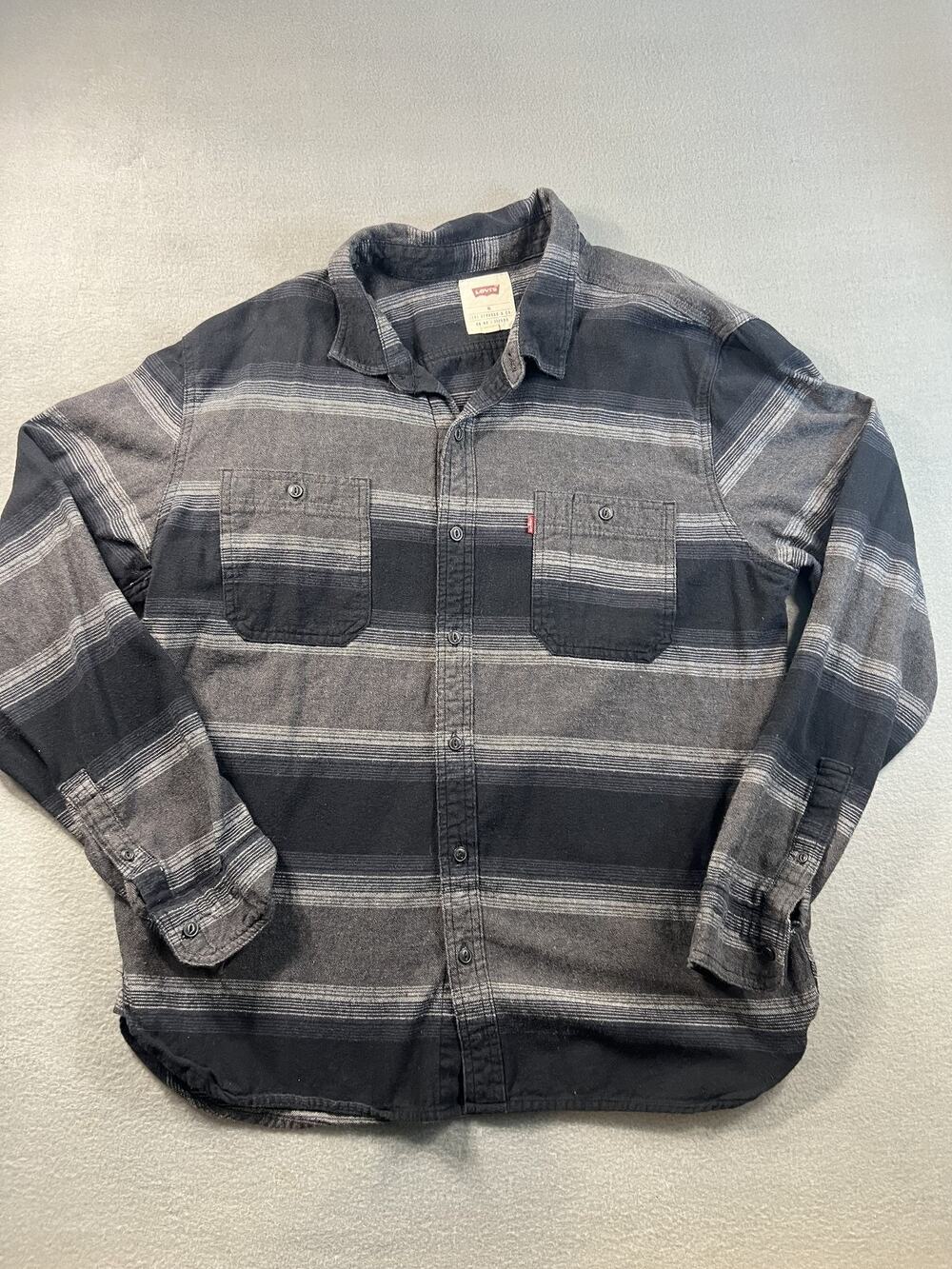 Levi's Men's Long Sleeve Black Flannel Shirt Size XL, Stylish Casual Wear
